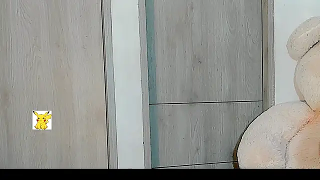 Snapshot of honey_skin chatting on December 2024 12:11:01 AM honey skin online show from December 2024 12:11:01 AM