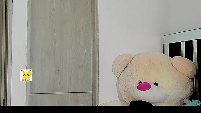 Snapshot of honey_skin chatting on January 2025 12:41:01 AM honey skin online show from January 2025 12:41:01 AM