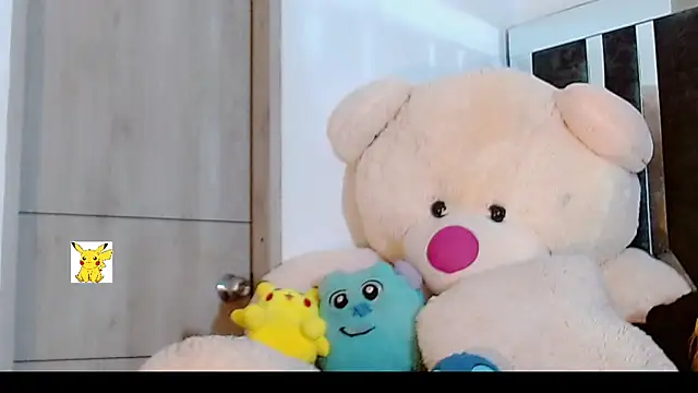 Snapshot of honey_skin chatting on February 2025 12:22:02 AM honey skin online show from February 2025 12:22:02 AM