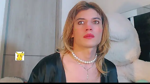 Snapshot of honey_skin chatting on February 2025 07:11:01 AM honey skin online show from February 2025 07:11:01 AM