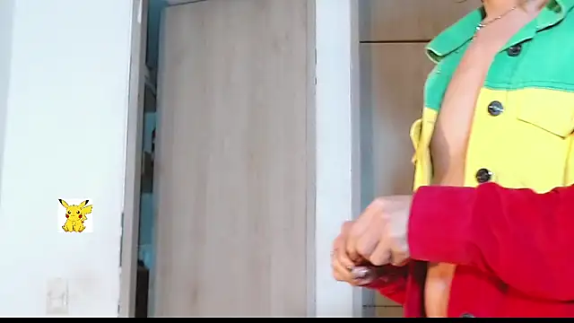 Snapshot of honey_skin chatting on February 2025 02:11:02 PM honey skin online show from February 2025 02:11:02 PM