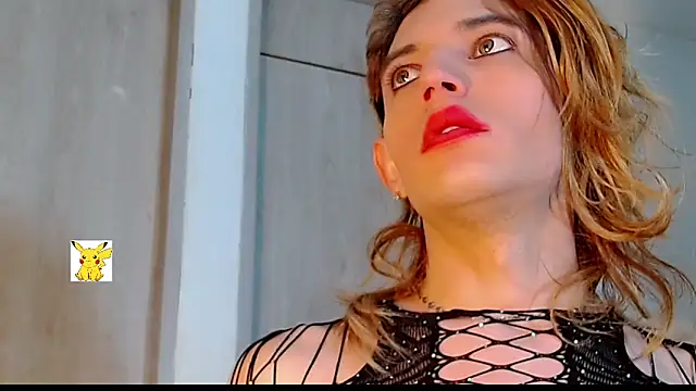 Snapshot of honey_skin chatting on March 2025 12:04:01 AM honey skin online show from March 2025 12:04:01 AM