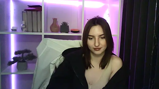 X Alisa online show from February 2025 07:26:01 PM