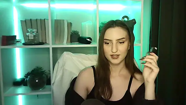 X Alisa online show from November 2025 07:26:02 PM