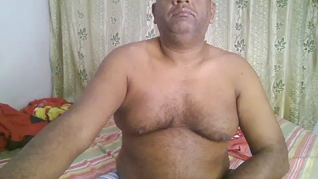 Beargryzzly online show from January 2025 11:43:02 AM