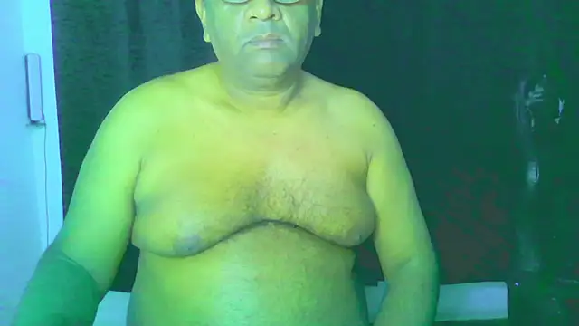 Beargryzzly online show from November 2025 08:24:02 PM