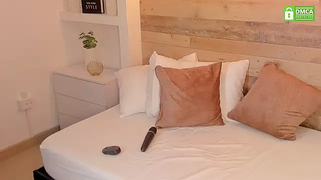 Snapshot of candy_summer28 chatting on November 2025 07:22:01 AM candy summer28 online show from November 2025 07:22:01 AM