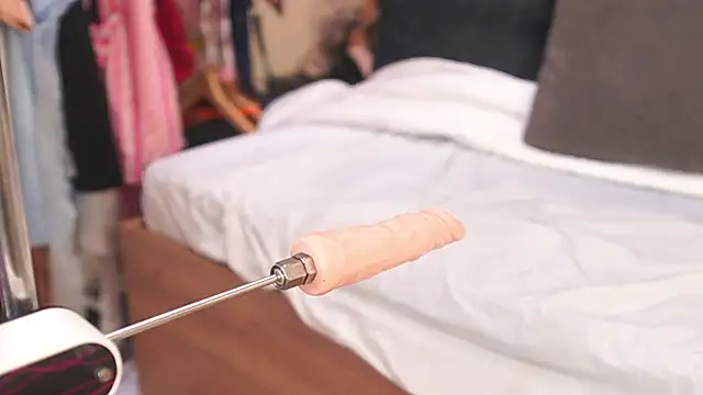 katlyn martins online show from October 2025 01:54:01 PM