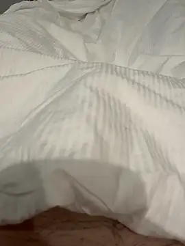 Snapshot of henes188 chatting on October 2025 07:47:02 AM henes188 online show from October 2025 07:47:02 AM