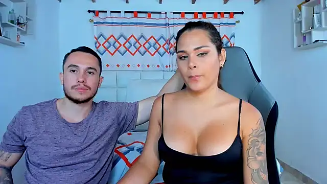 Snapshot of xxx_sweet_couple_ chatting on December 2024 07:56:02 PM xxx sweet couple online show from December 2024 07:56:02 PM