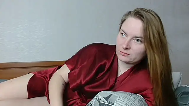 Snapshot of ElenaMaeer chatting on January 2025 07:25:01 AM ElenaMaeer online show from January 2025 07:25:01 AM
