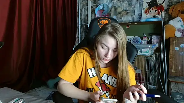 Snapshot of ElenaMaeer chatting on February 2025 01:13:02 PM ElenaMaeer online show from February 2025 01:13:02 PM