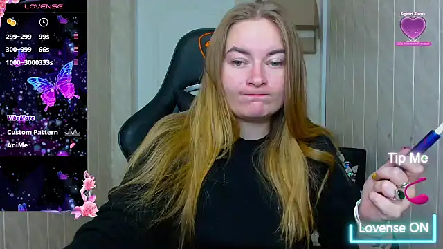 Snapshot of ElenaMaeer chatting on October 2025 06:03:01 AM ElenaMaeer online show from October 2025 06:03:01 AM