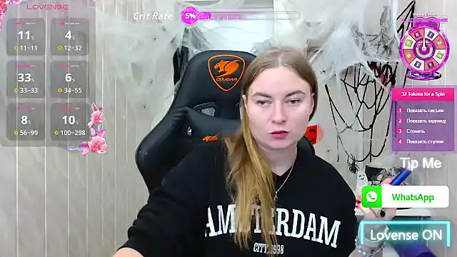 Snapshot of ElenaMaeer chatting on October 2025 08:15:02 AM ElenaMaeer online show from October 2025 08:15:02 AM