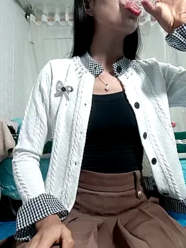 Snapshot of Sweet_Toy20 chatting on November 2025 10:53:02 PM Sweet Toy20 online show from November 2025 10:53:02 PM