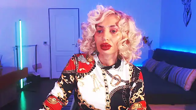 beauty chl0e online show from December 2024 08:11:01 PM