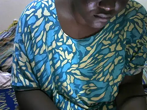 Sugarbaby32 online show from May 2026 07:04:01 PM