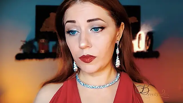 Snapshot of MissBeverlyMills chatting on November 2025 03:06:01 AM MissBeverlyMills online show from November 2025 03:06:01 AM