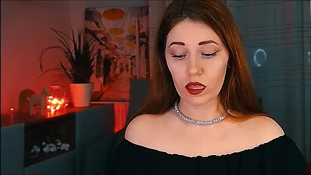 Snapshot of MissBeverlyMills chatting on February 2026 04:10:02 PM MissBeverlyMills online show from February 2026 04:10:02 PM