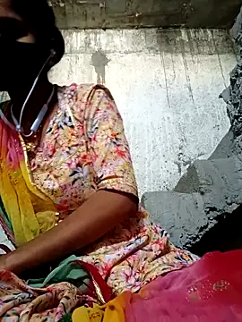 Snapshot of Anushka_Ji chatting on February 2025 03:23:02 AM Anushka Ji online show from February 2025 03:23:02 AM