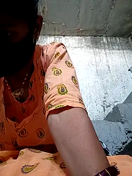 Snapshot of Anushka_Ji chatting on March 2025 06:43:02 AM Anushka Ji online show from March 2025 06:43:02 AM