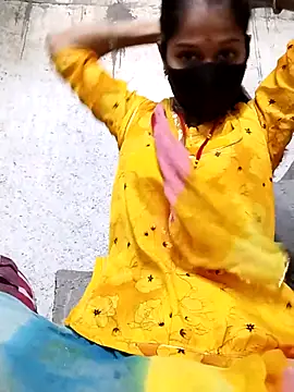 Snapshot of Anushka_Ji chatting on September 2025 03:39:02 AM Anushka Ji online show from September 2025 03:39:02 AM