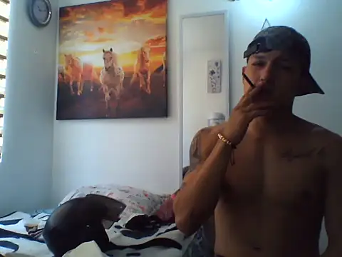 Snapshot of Pharaon_71 chatting on February 2025 08:53:01 PM Pharaon 71 online show from February 2025 08:53:01 PM