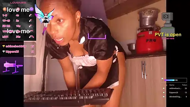 Snapshot of Missthigh chatting on September 2025 07:08:02 PM Missthigh online show from September 2025 07:08:02 PM