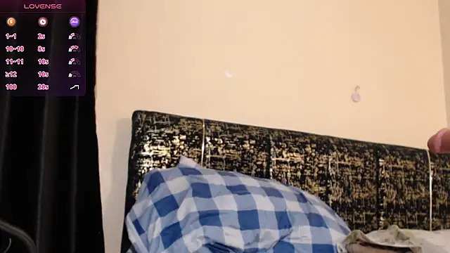 Snapshot of Missthigh chatting on March 2026 06:48:01 PM Missthigh online show from March 2026 06:48:01 PM