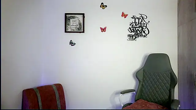 Nala j8 online show from April 2026 07:58:02 PM