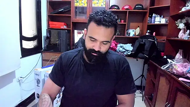 Drako Argentii online show from December 2024 03:54:02 PM