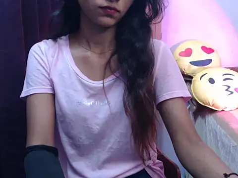 Angel kiyara online show from October 2025 08:06:02 PM