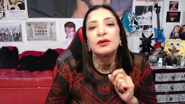 Snapshot of Rollyderolandia666 chatting on March 2025 11:39:01 PM Rollyderolandia666 online show from March 2025 11:39:01 PM