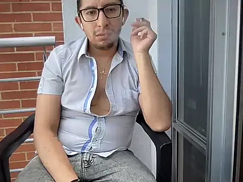 littlelatinhunter online show from June 2026 07:04:02 PM