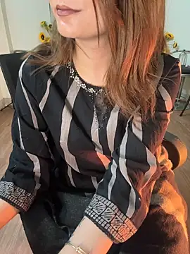 Jen jennyy1 online show from March 2025 02:43:02 PM