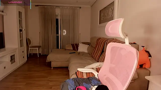 bella apont online show from December 2025 09:43:02 PM