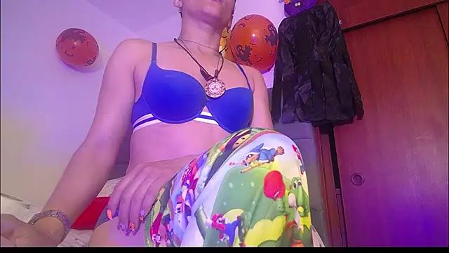 Yinn Silver online show from October 2025 09:21:01 AM