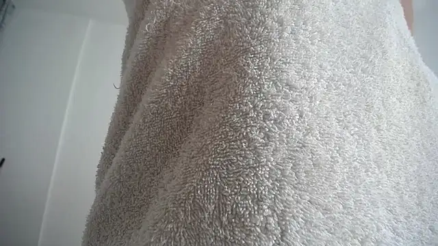 Contantin helena online show from November 2025 11:42:02 AM