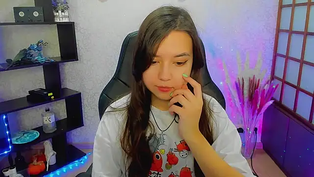 Lina Brownie online show from December 2024 02:17:01 AM