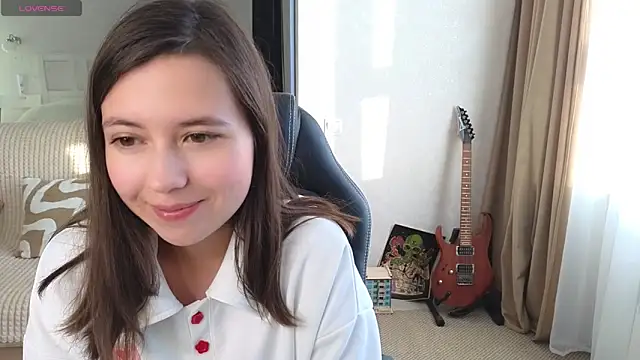 Lina Brownie online show from September 2025 11:15:01 AM