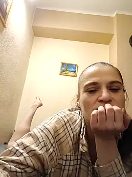 Snapshot of kristinakristi chatting on November 2025 03:47:02 PM kristinakristi online show from November 2025 03:47:02 PM