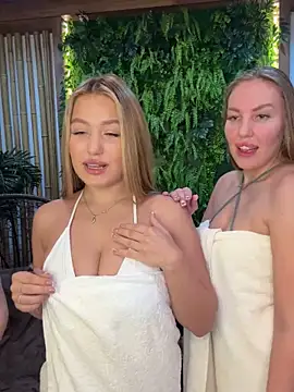 Kelly Hardy online show from November 2025 02:22:02 AM