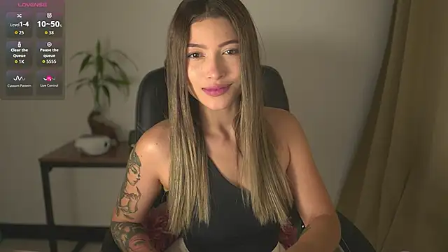 AyraSmith  online show from June 2026 12:00:02 AM