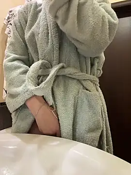 Snapshot of NikaMur chatting on December 2025 02:39:01 AM NikaMur online show from December 2025 02:39:01 AM