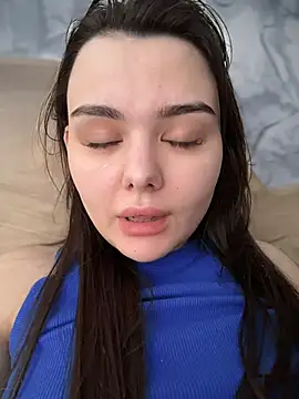 Snapshot of NikaMur chatting on January 2026 06:05:02 AM NikaMur online show from January 2026 06:05:02 AM