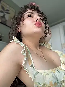 Snapshot of NikaMur chatting on March 2026 01:45:02 AM NikaMur online show from March 2026 01:45:02 AM