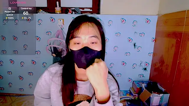   Saphia   online show from January 2025 01:30:01 AM