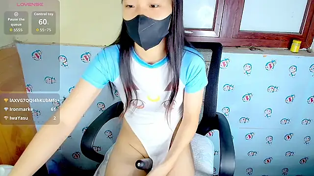   Saphia   online show from November 2025 04:45:01 AM