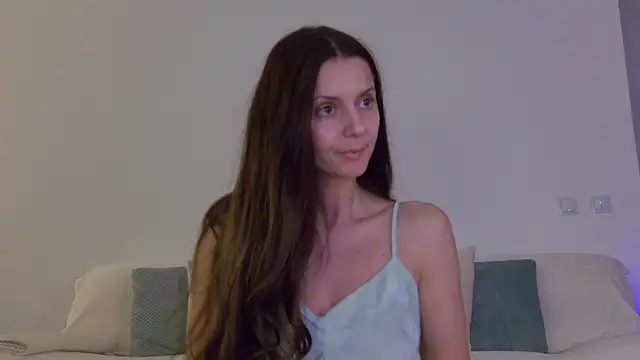 Snapshot of LilyRoselyn chatting on September 2025 05:18:02 PM LilyRoselyn online show from September 2025 05:18:02 PM