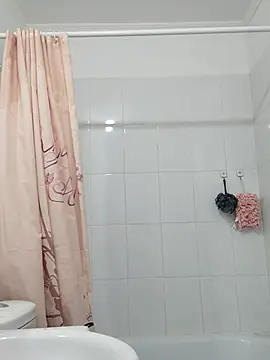 Daniela77771 online show from October 2025 01:01:01 PM